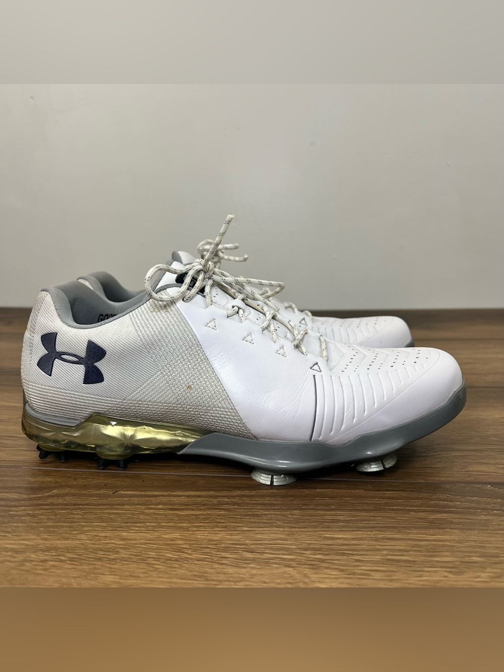 Under Armour Spieth 2 Gore-Tex Men’s Size 8.5 White Gray Soft Spiked Golf Shoes